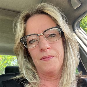 Lisa J. Murdick
